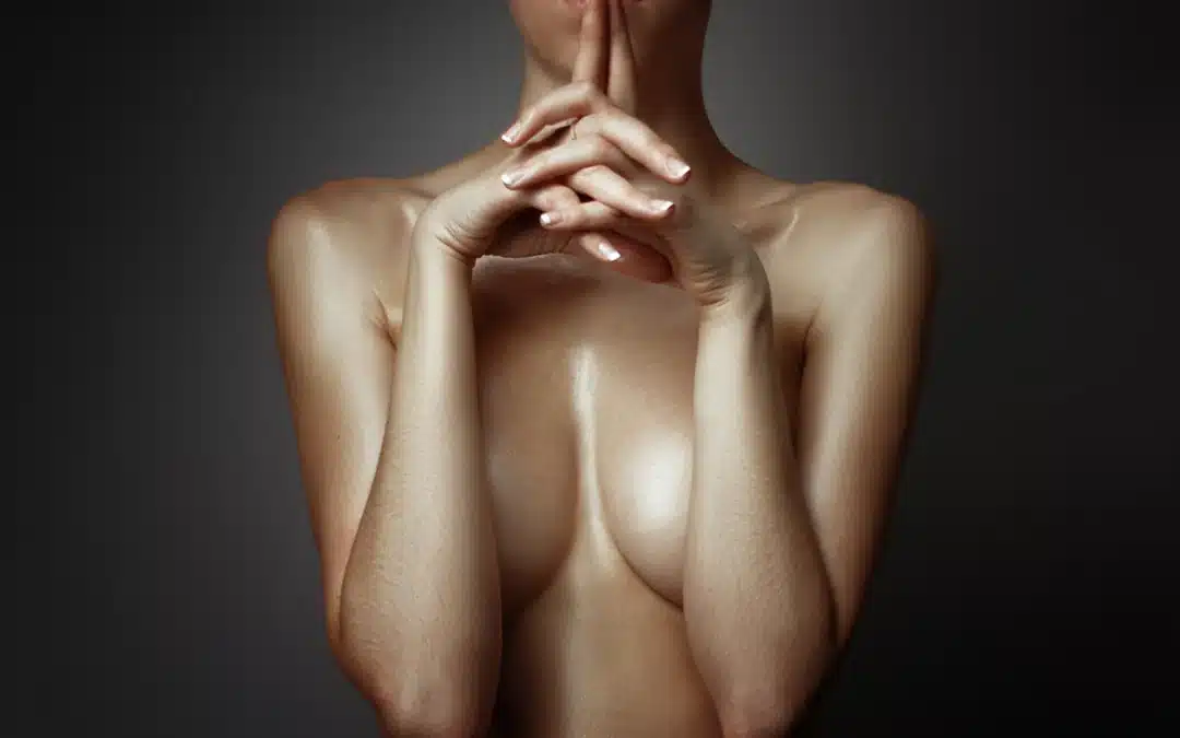 Think Breast Implants Are Too Big For You? New Trends Might Change Your Mind